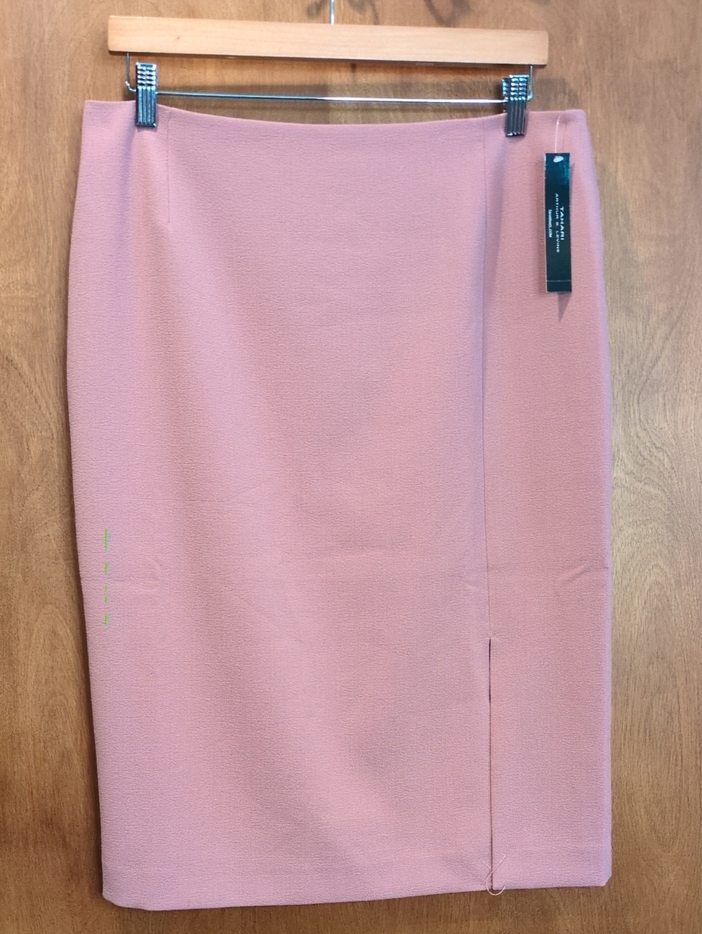 Tahari ASL Pencil Skirt In Beyond Rose Size 14